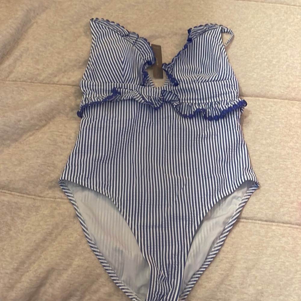 NWT J Crew women’s ruffle Plunge one piece size 8